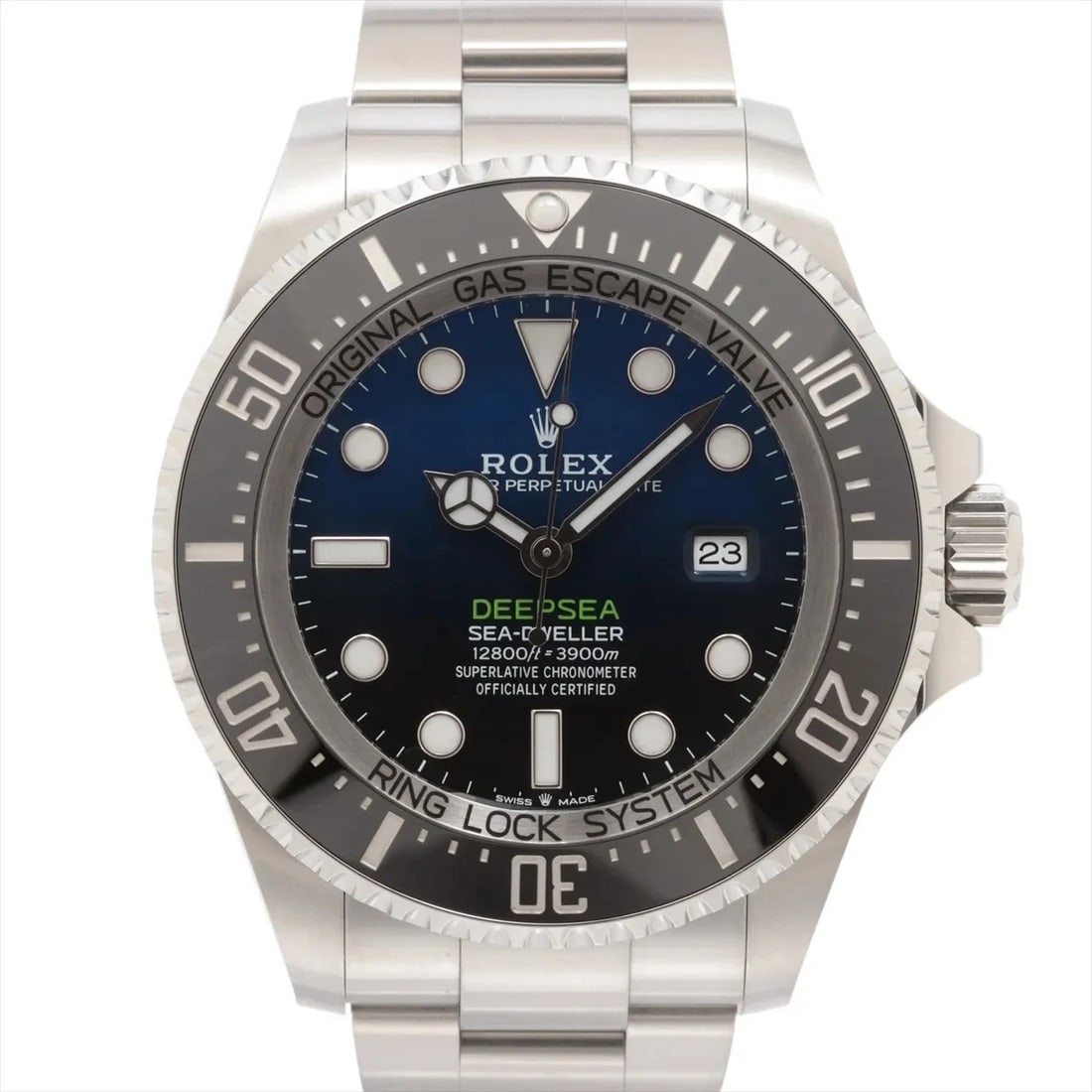 ROLEX SEA-DWELLER DEEP SS AT D BLUE DIAL WATCH: Rolex Sea-Dweller Deep Ss At D Blue Dial Watch Brand: Rolex Type/Style: Wristwatch Material: SS Color: Dial Color D blue Size: Case:W1.6 x H1.6inch / W44 x H44 Circumference of Wrist:7.1inch / 18