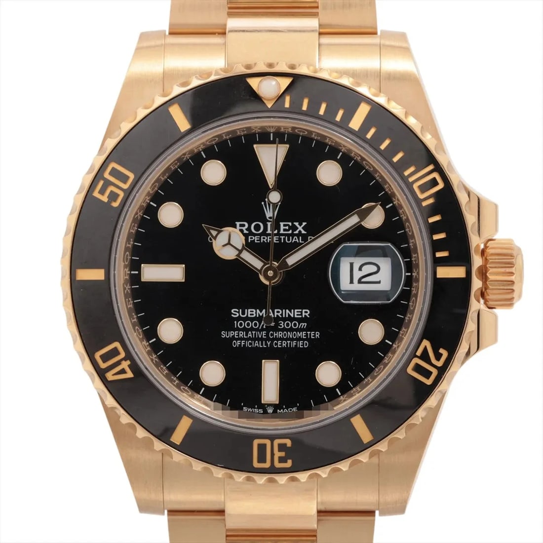 ROLEX SUBMARINER DATE YG AT BLACK DIAL WATCH: Rolex Submariner Date Yg At Black Dial Watch Brand: Rolex Type/Style: Wristwatch Material: YG Color: Dial Color Black Size: Case:W1.6 x H1.6inch / W41 x H41 Circumference of Wrist:7.3inch / 18.5 A