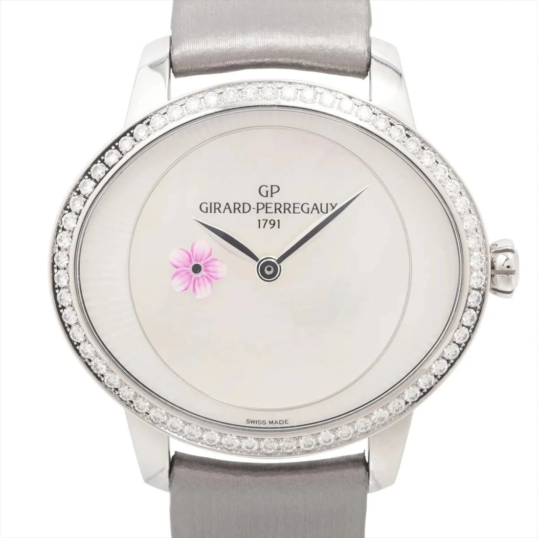 GIRARD-PERREGAUX CATS EYE PLUM BLOSSOM SS & LEATHER WATCH: Girard-Perregaux Cats Eye Plum Blossom Ss & Leather Watch Brand: Girard-Perregaux Type/Style: Wristwatch Material: SS & Leather Color: Dial Color white shell Size: Case:W1.2 x H1.2inch / W35.4 x H30.4