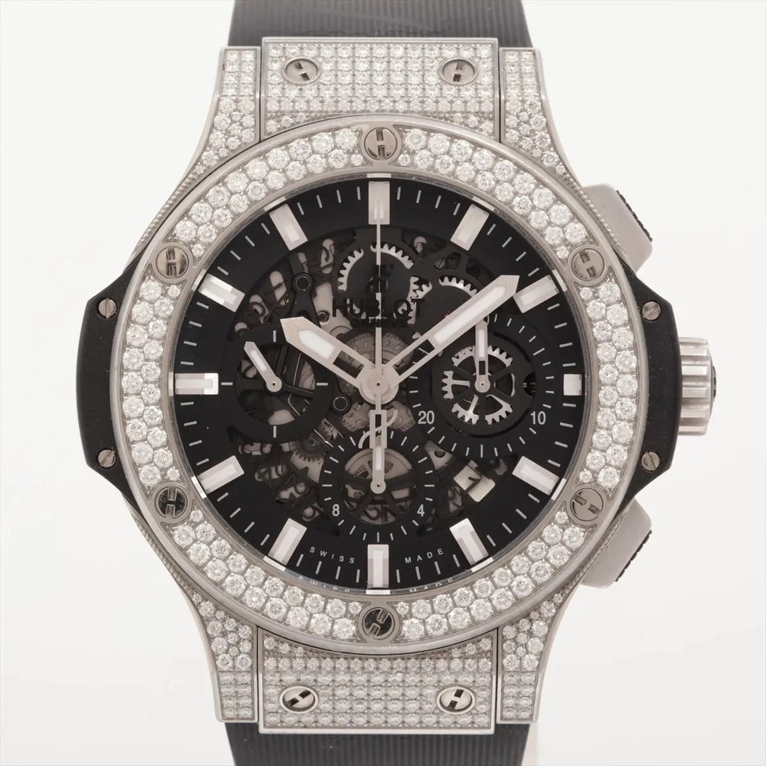 HUBLOT BIG BANG AEROBAN STEELS DIAMOND SS & RUBBER WATCH: Hublot Big Bang Aeroban Steels Diamond Ss & Rubber Watch Brand: Hublot Type/Style: Wristwatch Material: SS & Rubber Color: Dial Color Skeleton Size: Case:W1.6 x H1.6inch / W43 x H43 Circumference of W