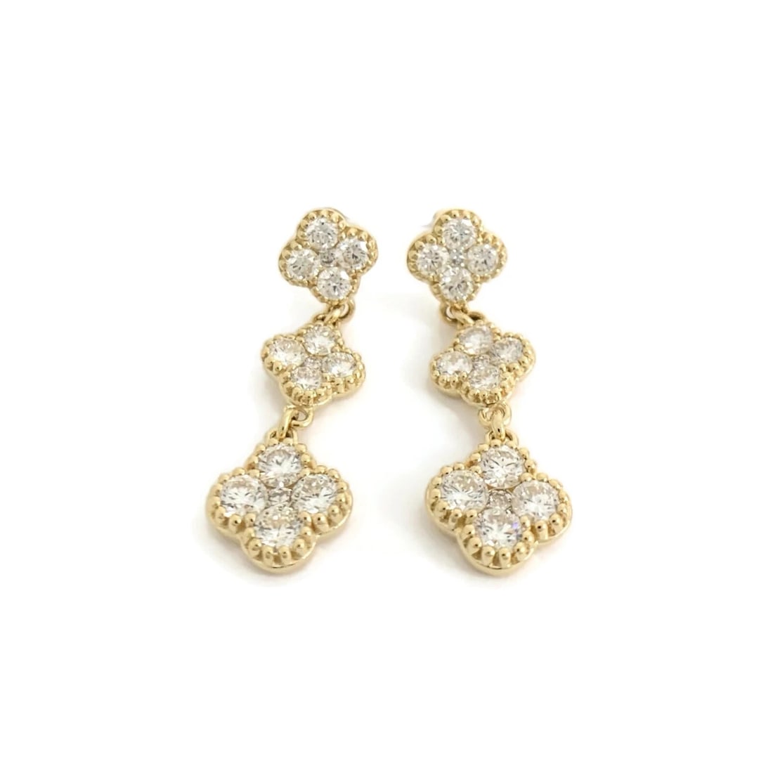 CLUSTER DIAMOND CLOVER DANGLE DROP EARRINGS 14K YELLOW GOLD: Cluster Diamond Clover Dangle Drop Earrings 14K Yellow Gold Brand: Salvatore & Co. Type/Style: Earrings Material: 14K Yellow Gold, Main Stone Natural Color: Gold Size: Length: 1.1 inches Accessori