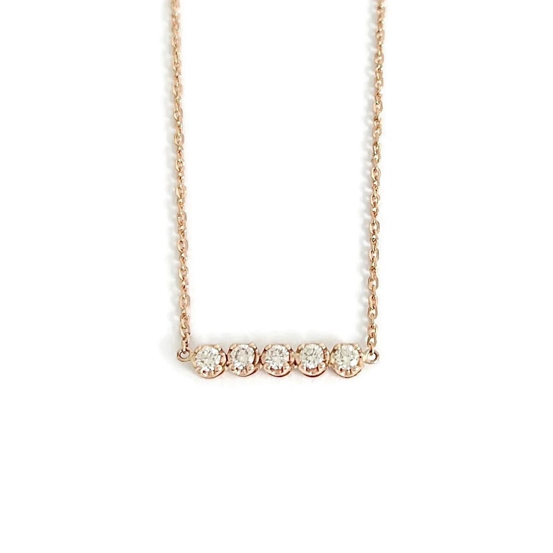 5-STONE ROUND DIAMOND PENDANT NECKLACE 14K ROSE GOLD: 5-Stone Round Diamond Pendant Necklace 14K Rose Gold Brand: Unbranded Type/Style: Necklace Material: 14K Rose Gold, Main Stone Natural Color: Pink Size: Length: 16 inches,Pendant: 3 mm Accessories