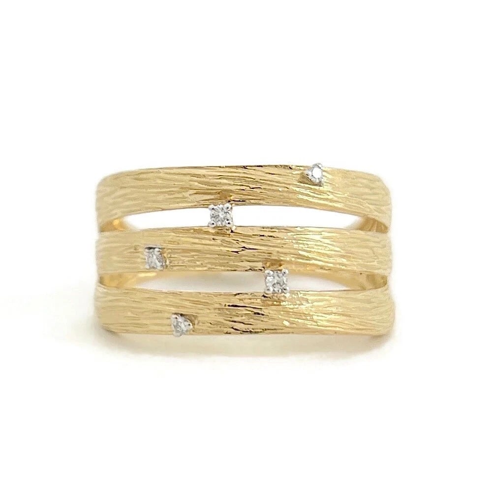 WIDE DIAMOND SPECKLED BAND RING 14K YELLOW GOLD: Wide Diamond Speckled Band Ring 14K Yellow Gold Brand: Unbranded Type/Style: Ring Material: 14K Yellow Gold, Main Stone Natural Color: Gold Size: 6.5 US Accessories: None Accessories Notic