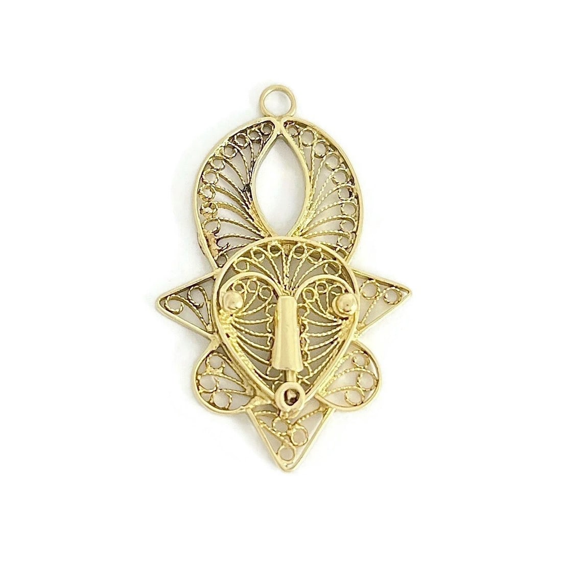 FILIGREE TRIBAL MASK NECKLACE PENDANT CHARM 18K YELLOW GOLD: Filigree Tribal Mask Necklace Pendant Charm 18K Yellow Gold Brand: Estate Type/Style: Pendant Material: 18K Yellow Gold, Color: Gold Size: Measurements: 1.4 inch (with bale) x 22.2 mm Accessories: