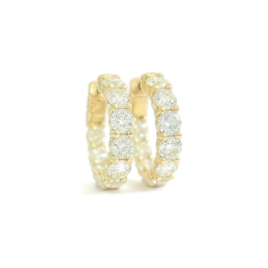 INSIDE-OUT DIAMOND HOOP EARRINGS 14K YELLOW GOLD: Inside-Out Diamond Hoop Earrings 14K Yellow Gold Brand: Unbranded Type/Style: Earrings Material: 14K Yellow Gold, Main Stone Natural Color: Gold Size: Length: 21.6 mm Width: 4.2 mm Accessories: No