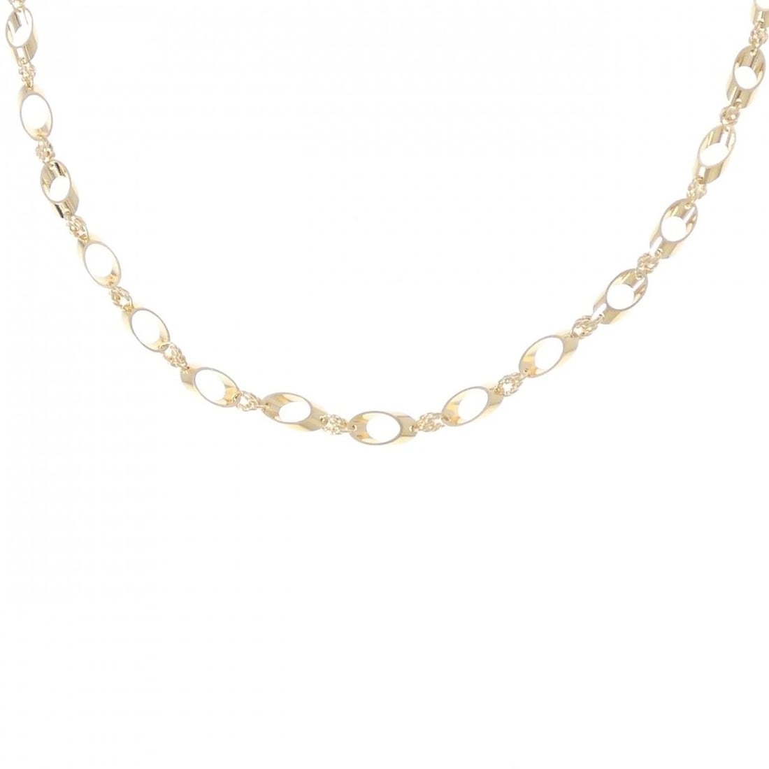 K18YG NECKLACE: K18YG Necklace Brand: Unbranded Type/Style: Necklace Material: K18 yellow gold, Color: YG Size: Actual Size Chain maximum width approx.: 3.9mm Size 40cm Accessories: None Accessories Notic