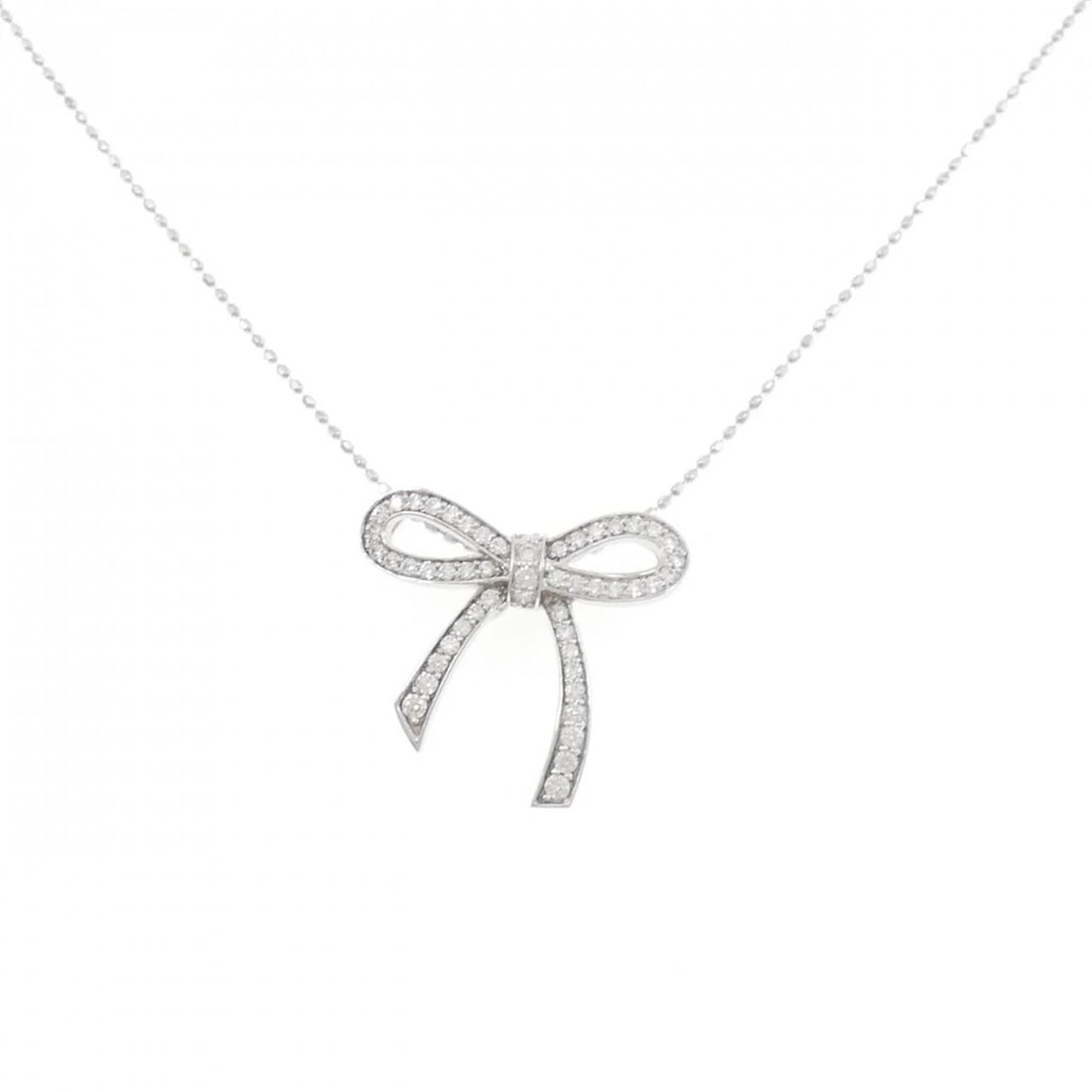 K18WG/750WG RIBBON DIAMOND NECKLACE: K18WG/750WG Ribbon Diamond Necklace Brand: Unbranded Type/Style: Diamond Necklace Material: K18 white gold, Color: WG Size: Actual Size Pendant length approx. x width approx.: 18.4mmx19.9mm Chain