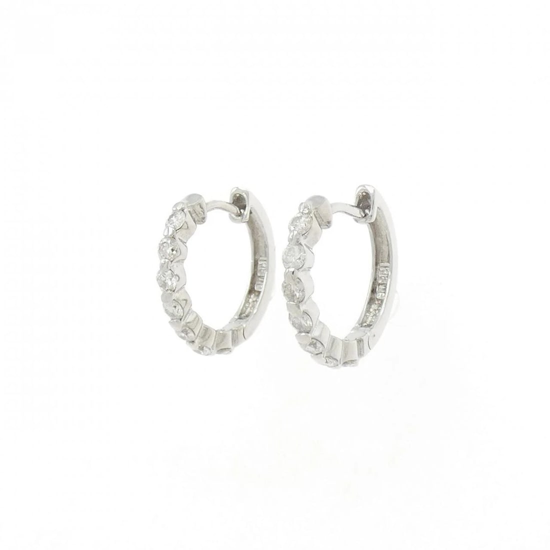 K18WG DIAMOND PIERCE: K18WG Diamond Pierce Brand: Unbranded Type/Style: Diamond Pierce/Earring Material: K18 white gold, Color: WG Size: Actual Size Approx. height x width: 14.1mm x 2.0mm Accessories: None Accessories