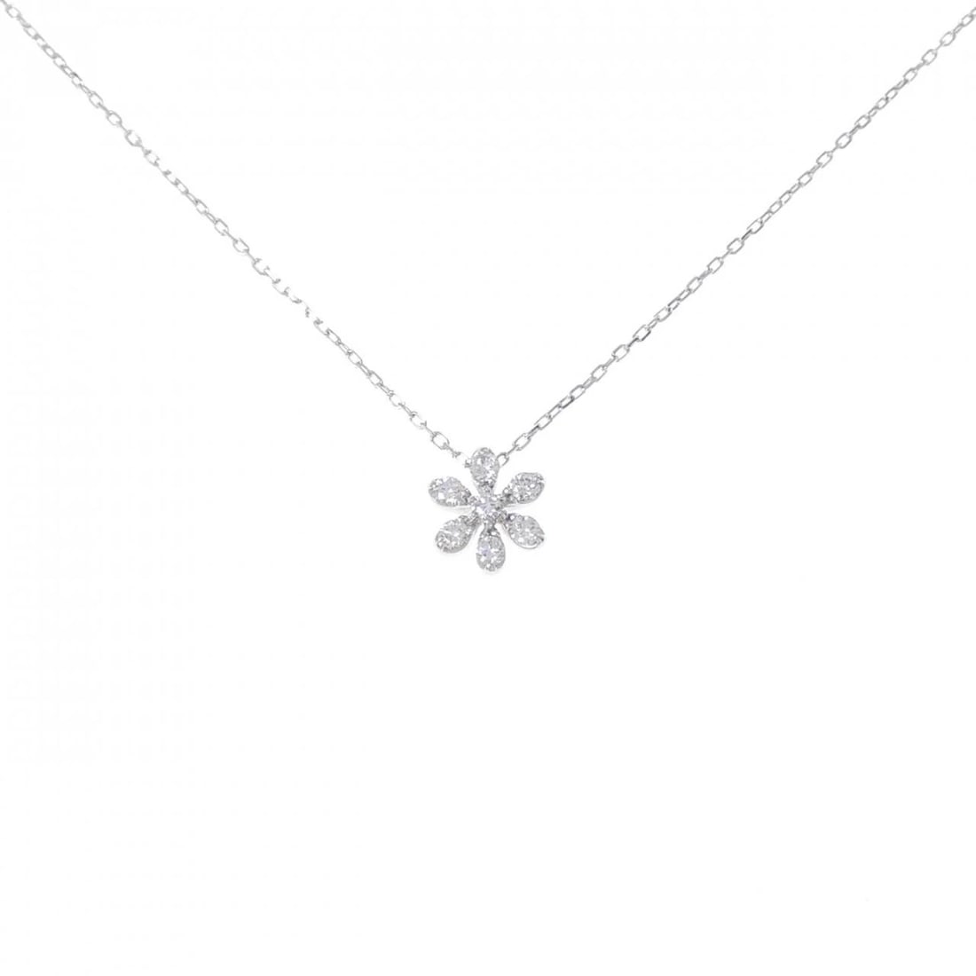 K18WG FLOWER DIAMOND NECKLACE: K18WG Flower Diamond Necklace Brand: Unbranded Type/Style: Diamond Necklace Material: K18 white gold, Color: WG Size: Actual Size Pendant length approx. x width approx.: 8.1mmx7.1mm Chain maximum