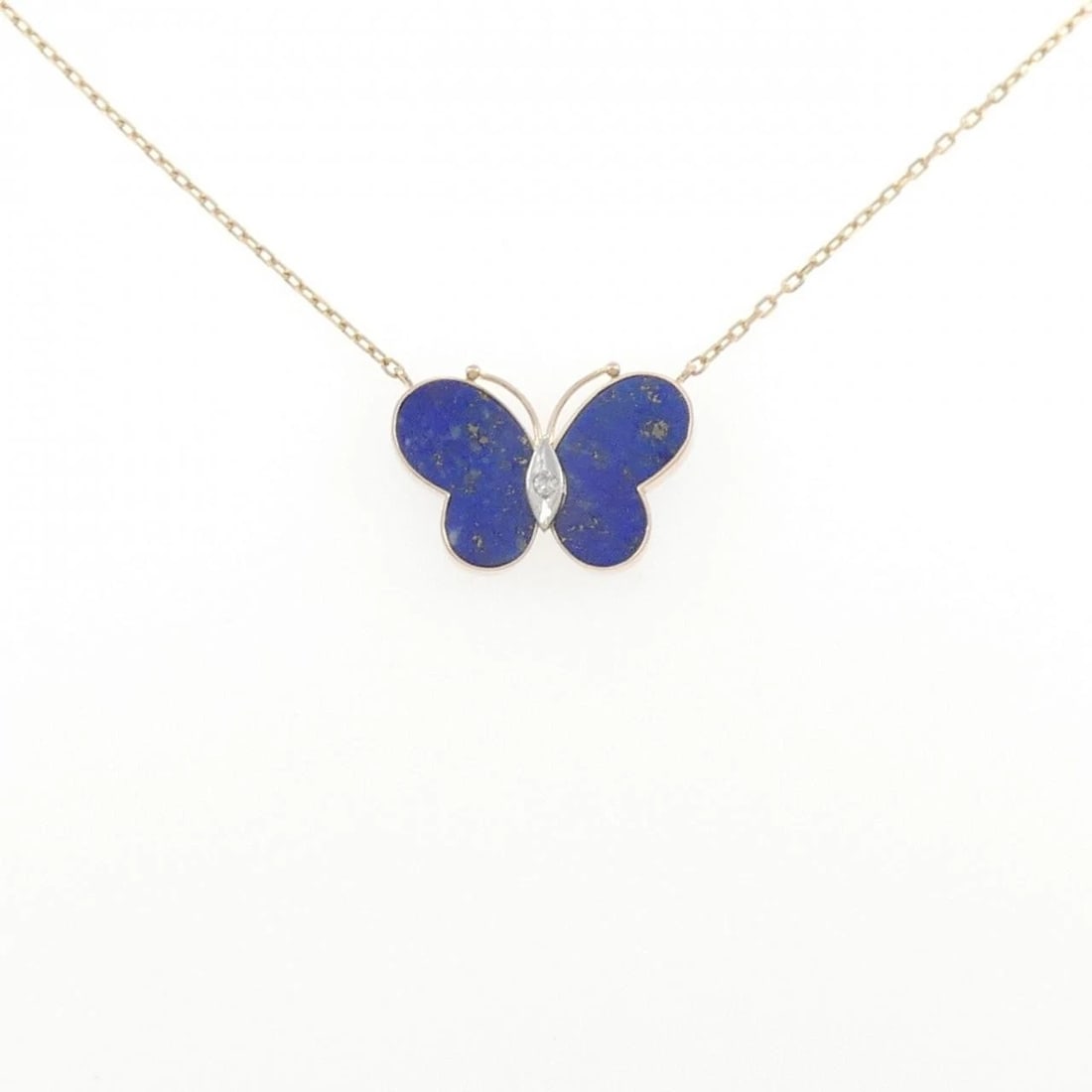 585YG BUTTERFLY LAPIS LAZULI NECKLACE: 585YG Butterfly Lapis Lazuli Necklace Brand: Unbranded Type/Style: Lapis Lazuli Necklace Material: 585 yellow gold, Color: YG Size: Actual Size Pendant length approx. x width approx.: 14.4mmx21.0mm Ch