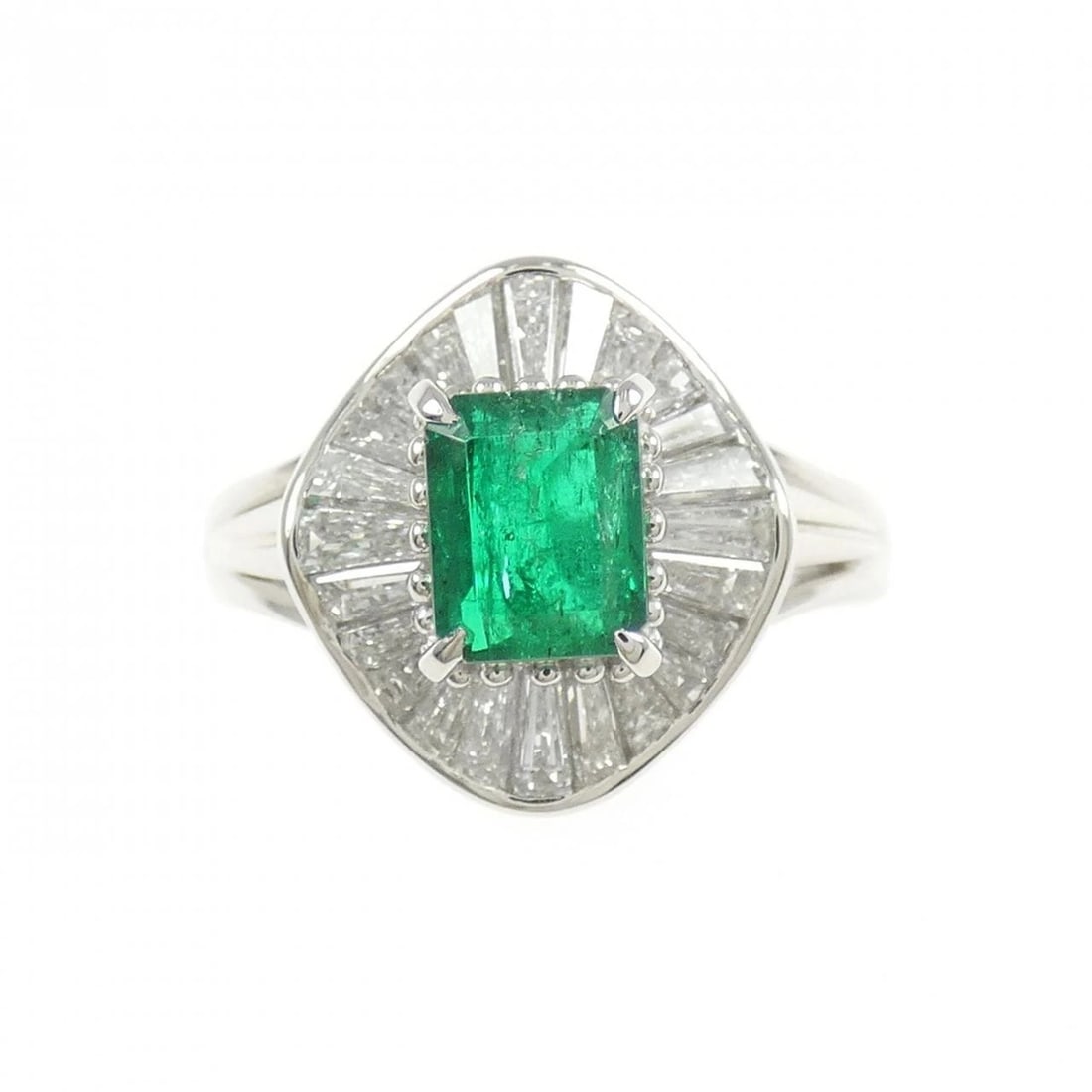 PT900 EMERALD RING - 2