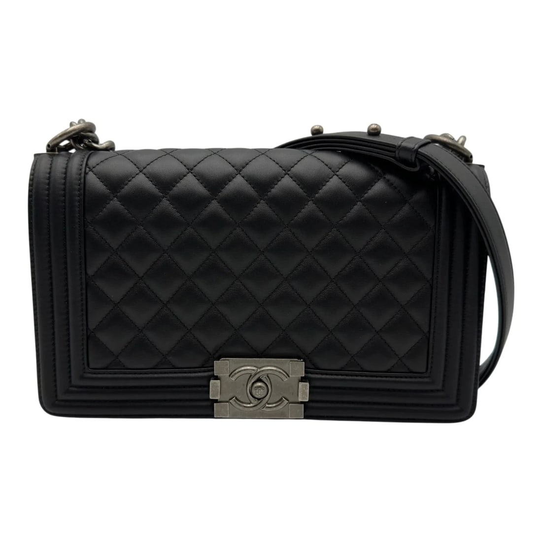 CHANEL BLACK SHW LAMBSKIN SHOULDER BAG: CHANEL Black SHW Lambskin Shoulder Bag Brand: CHANEL Type/Style: Shoulder Bag Material: Lambskin Color: Black / SV Hardware Size: W: 23.0cm / H: 14.0cm / D: 6.0cm Accessories: None Accessories