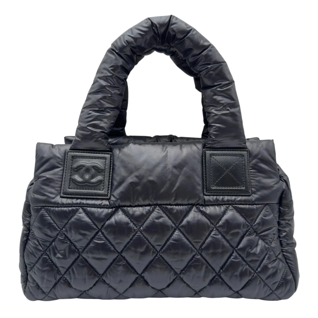 CHANEL SERIES BLACK NYLON TOTE BAG: CHANEL Series Black Nylon Tote bag Brand: CHANEL Type/Style: Tote Bag Material: Nylon Color: black Size: W: 30.0cm / H: 18.0cm / D: 14.0cm Accessories: None Accessories Notice: When purchasing