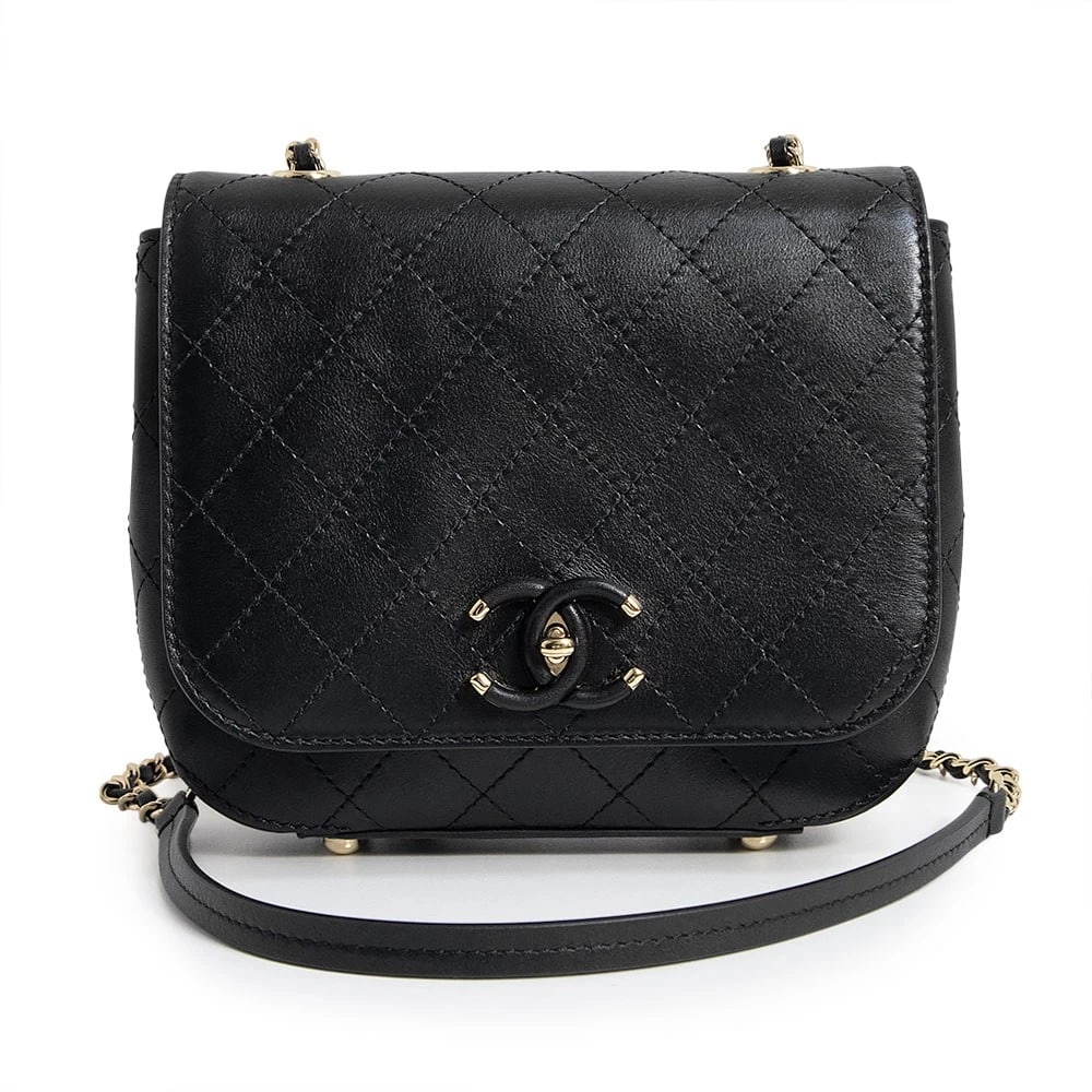 CHANEL MATELASSE SMALL BLACK SHOULDER BAG: CHANEL Matelasse Small Black Shoulder Bag Brand: CHANEL Type/Style: Shoulder Bag Material: Calfskin (Cowhide) Color: Black Size: W: 18cm x H: 15cm x D: 5cm Accessories: None Accessories Notice: When