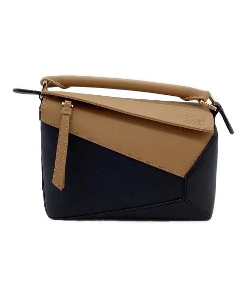 LOEWE PUZZLE EDGE BAG SMALL: LOEWE Puzzle Edge Bag Small Brand: LOEWE Type/Style: Handbag Material: None Color: Brown X Black Size: H:11.3cm / W:18cm / D:8cm Accessories: None Accessories Notice: When purchasing pre-o