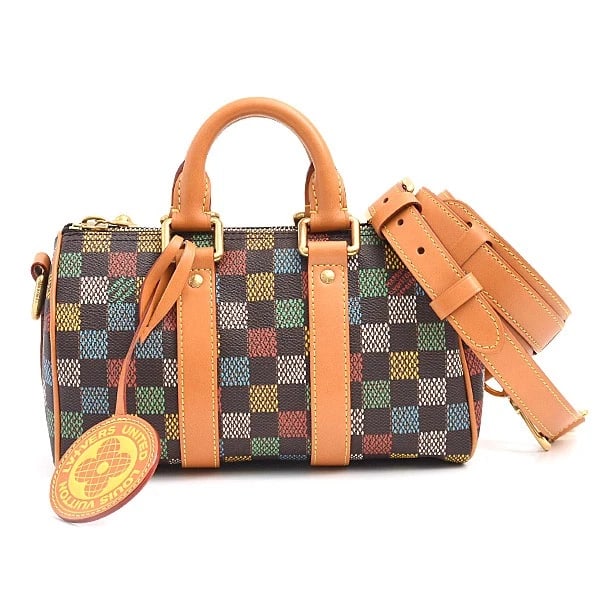 LOUIS VUITTON LV BIRDS DAMIER KEEPALL BANDOULIERE: Louis Vuitton LV Birds Damier Keepall Bandouliere Brand: LOUIS VUITTON Type/Style: Handbag Material: None Color: Multicolor Size: W:25.5cm x H:15cm x D:11cm Accessories: None Accessories N