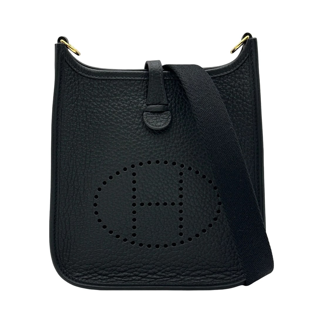 HERMES BLACK/GHW TAURILLON SHOULDER BAG: Hermes Black/GHW Taurillon Shoulder Bag Brand: HERMES Type/Style: Shoulder Bag Material: Taurillon Color: Black // GD Hardware Size: W: 17cm / H: 19cm / D: 4.5cm Accessories: None Accessor
