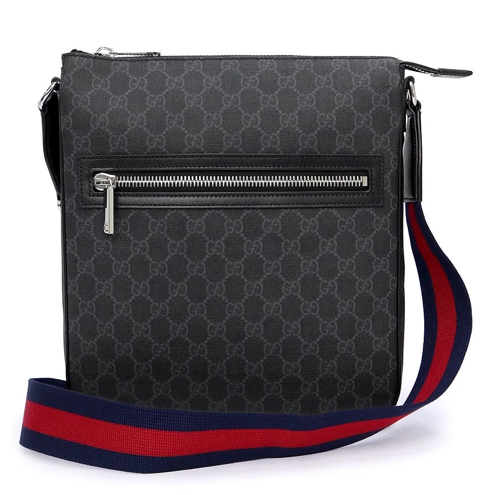 GUCCI MEDIUM MESSENGER BAG GG SUPREME BLACK: GUCCI Medium Messenger Bag GG Supreme Black Brand: GUCCI Type/Style: Shoulder Bag Material: Gg Supreme Canvas Color: Black Size: W: 27cm x H: 30cm x D: 4cm Accessories: None Accessories Notice: When