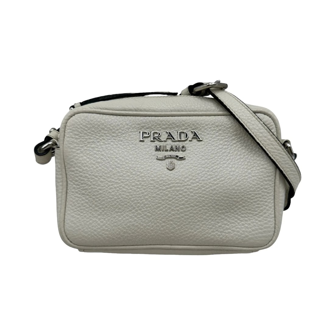 PRADA VITELLO PHENIX SHOULDER BAG: PRADA Vitello Phenix Shoulder Bag Brand: PRADA Type/Style: Shoulder Bag Material: Leather Color: White / SV Hardware Size: W: 17cm / H: 13cm / D: 6cm Accessories: None Accessories Notice: