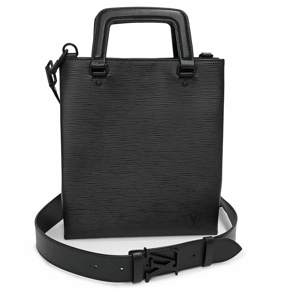 LOUIS VUITTON SAC PLAT FOLD EPI LEATHER BLACK: LOUIS VUITTON Sac Plat Fold Epi Leather Black Brand: LOUIS VUITTON Type/Style: Handbag Material: Epi Leather Color: Black Size: W: 25cm x H: 28cm x D: 6.5cm Accessories: None Accessories N