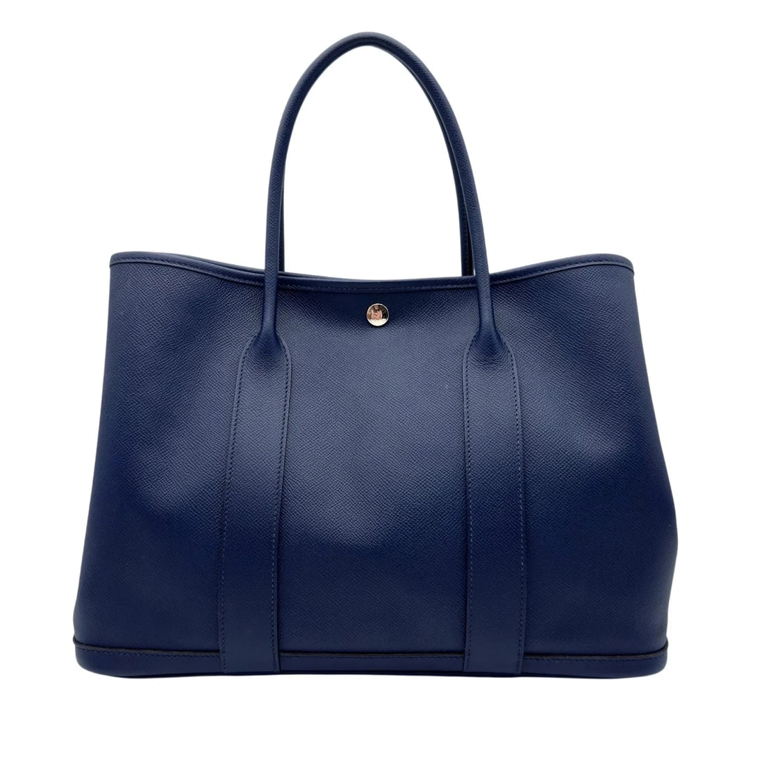 HERMES GARDEN STAMP BLUE SAPHIR SHW EPSOM: HERMES Garden Stamp Blue Saphir SHW Epsom Brand: HERMES Type/Style: Shoulder Bag Material: Epson Color: Blue Saphir / SV Hardware Size: W: 36cm / H: 25cm / D: 17cm Accessories: None Access