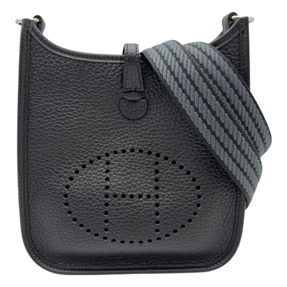 HERMES BLACK SHW CLEMENCE LEATHER SHOULDER BAG: Hermes Black SHW Clemence Leather Shoulder Bag Brand: HERMES Type/Style: Shoulder Bag Material: Taurillon Color: Black / SV Hardware Size: W: 15.5cm / H: 17.5cm / D: 4.5cm Accessories: None