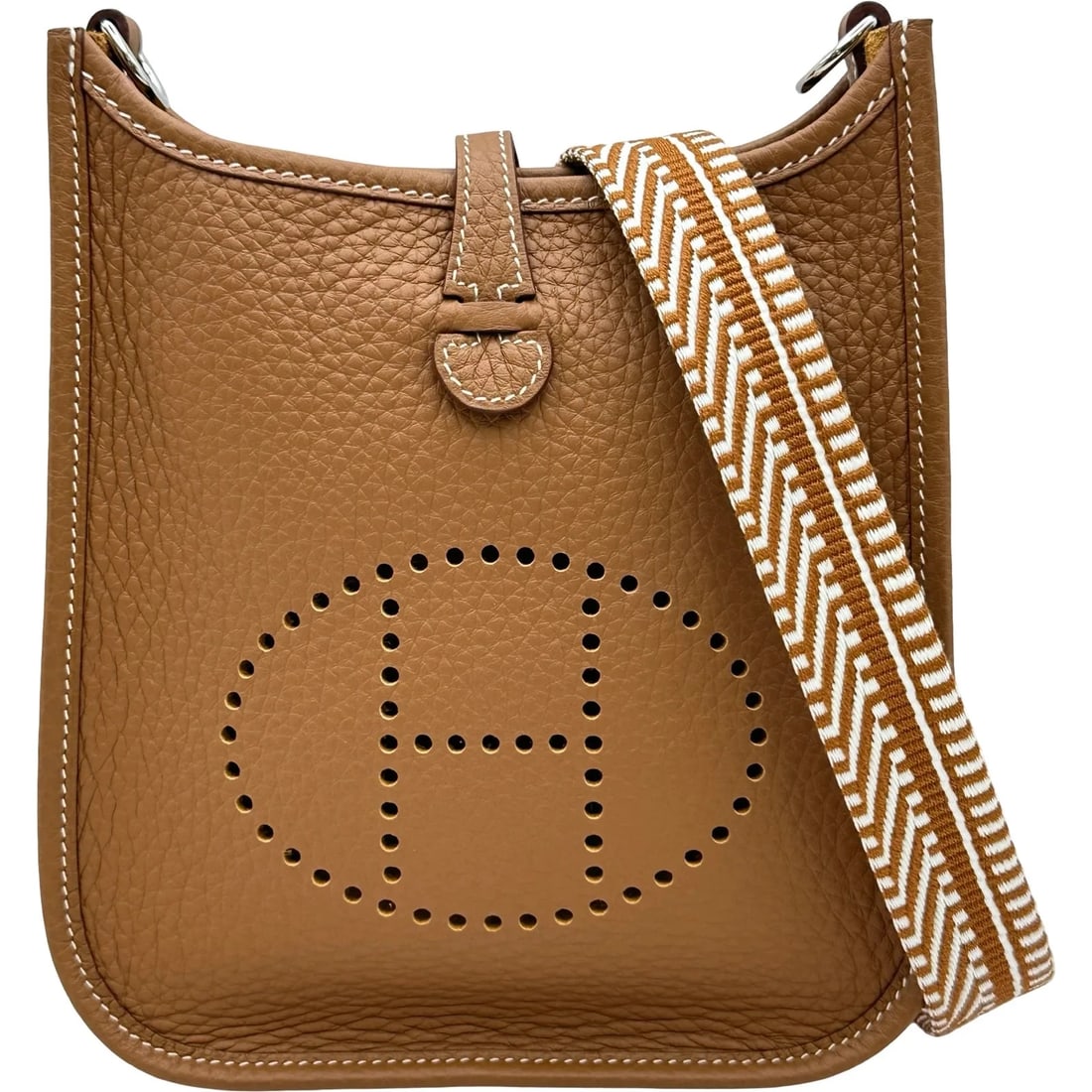 HERMES GOLD/SHW CLEMENCE LEATHER SHOULDER BAG: Hermes Gold/SHW Clemence Leather Shoulder Bag Brand: HERMES Type/Style: Shoulder Bag Material: Taurillon Color: Gold // SV Hardware Size: W: 17cm / H: 19cm / D: 4.5cm Accessories: None Accessories
