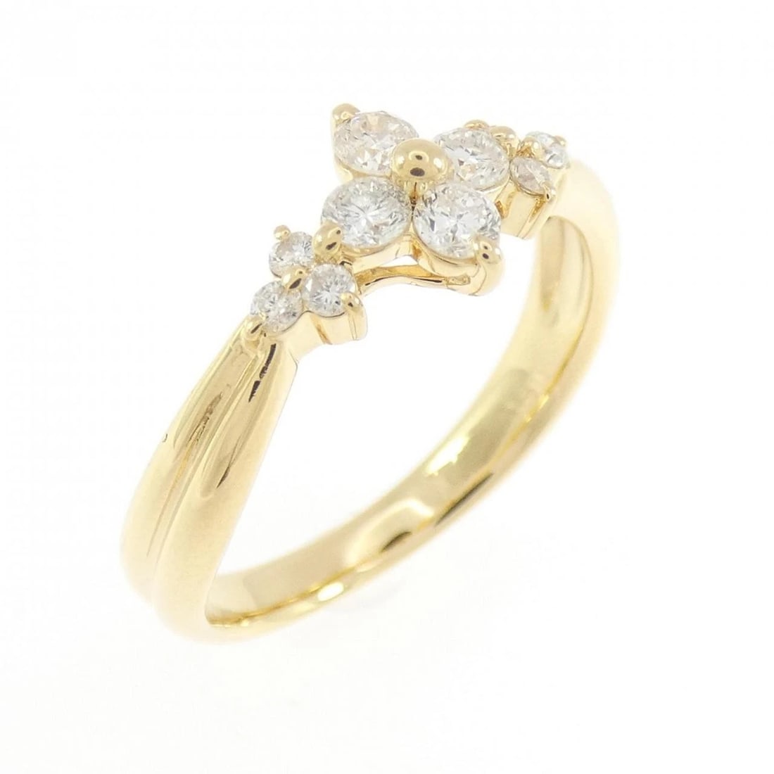 K18YG FLOWER DIAMOND RING: K18YG Flower Diamond Ring Brand: Unbranded Type/Style: Diamond Ring Material: K18 yellow gold, Color: YG Size: US5 1/2 Accessories: None Accessories Notice: When purchasing pre-owned goods, please