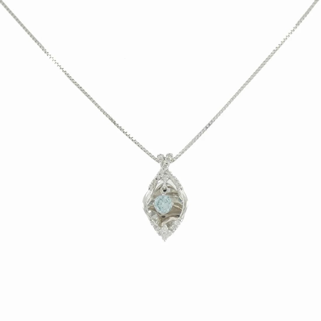 K18WG DIAMOND NECKLACE: K18WG Diamond Necklace Brand: Unbranded Type/Style: Diamond Necklace Material: K18WG, Color: WG Size: Actual Size Pendant length approx. x width approx.: 18.7mmx8.9mm Chain maximum width approx.: