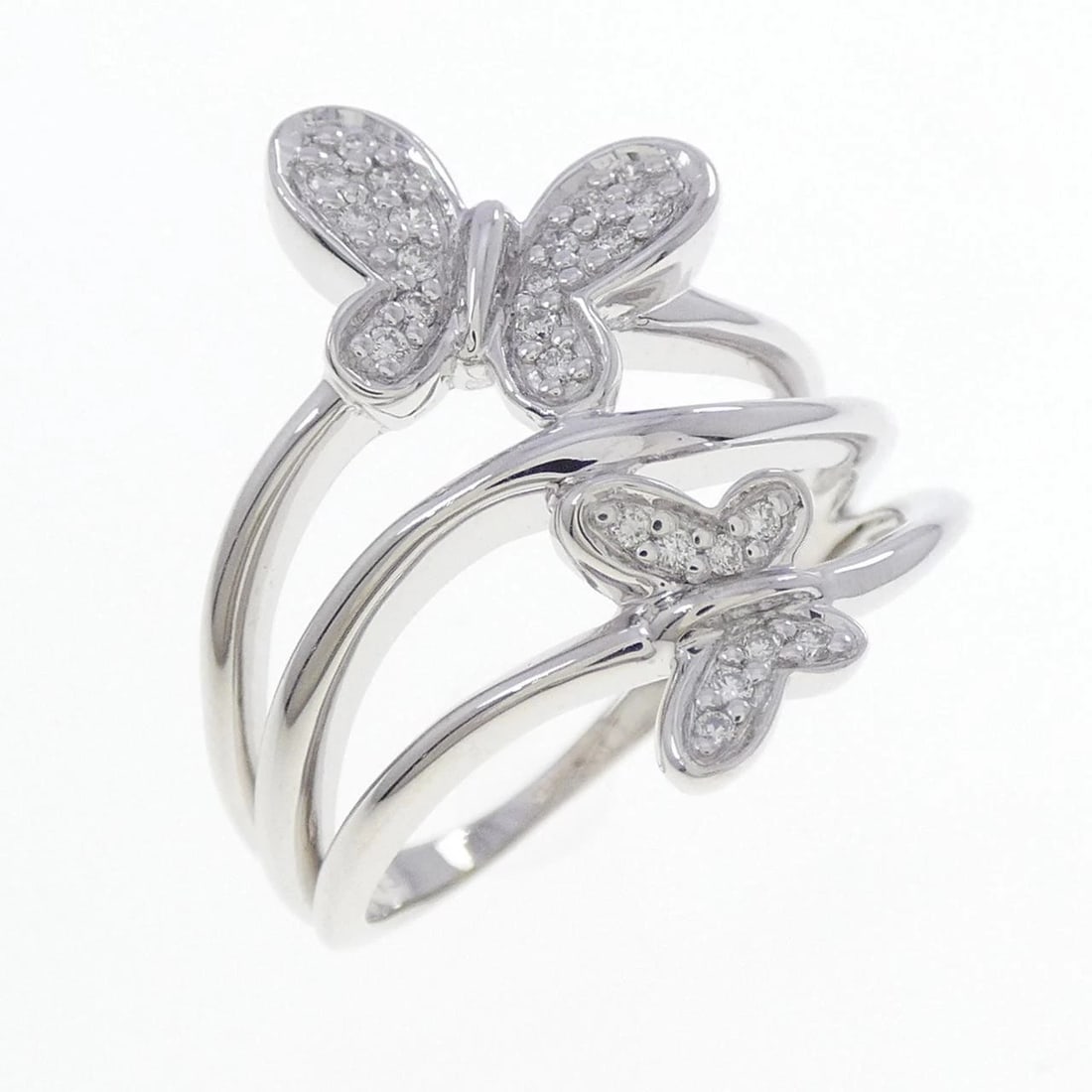 K18WG BUTTERFLY DIAMOND RING: K18WG Butterfly Diamond Ring Brand: Unbranded Type/Style: Diamond Ring Material: K18WG, Color: WG Size: US5 Accessories: None Accessories Notice: When purchasing pre-owned goods, please refer to the