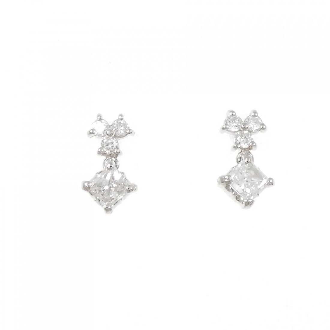 PT900 DIAMOND PIERCED EARRINGS (1 of 3)