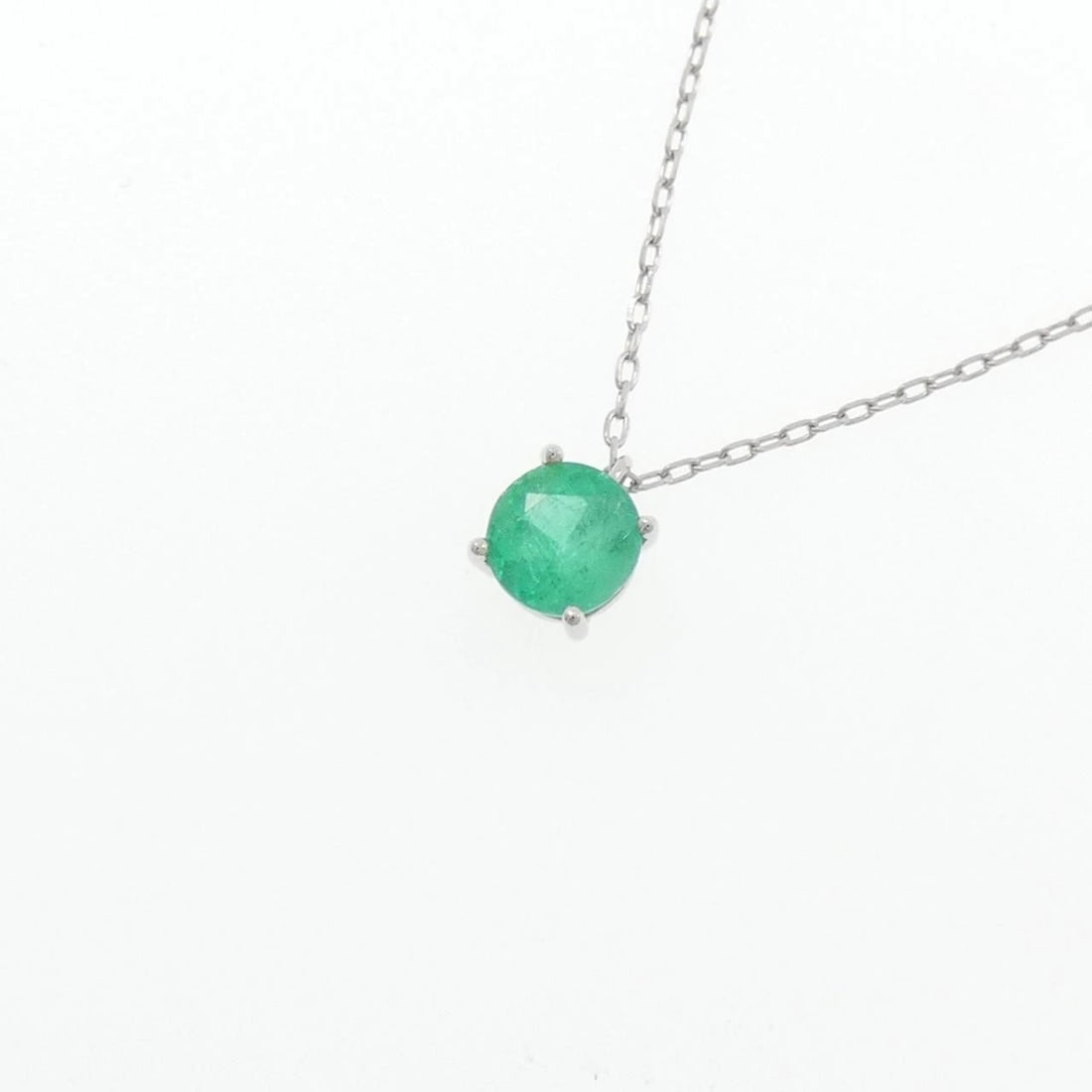 PT950 EMERALD NECKLACE - 3