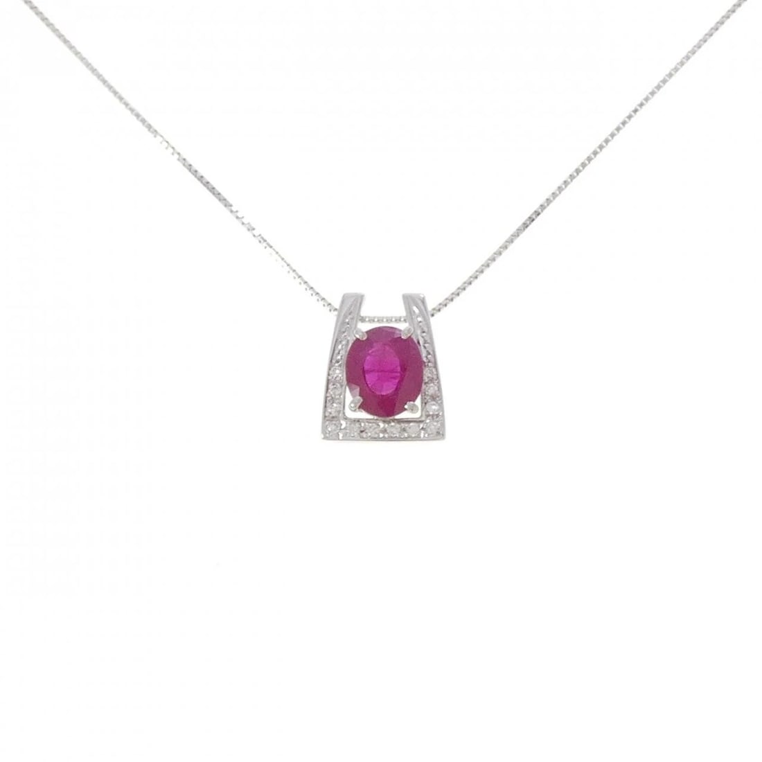PT900/PT850 RUBY NECKLACE: PT900/PT850 Ruby Necklace Brand: Unbranded Type/Style: Ruby Necklace Material: PT900/PT850, Main Stone Ruby Color: PT Size: Size Length 45cm Accessories: None Accessories Notice: When purc