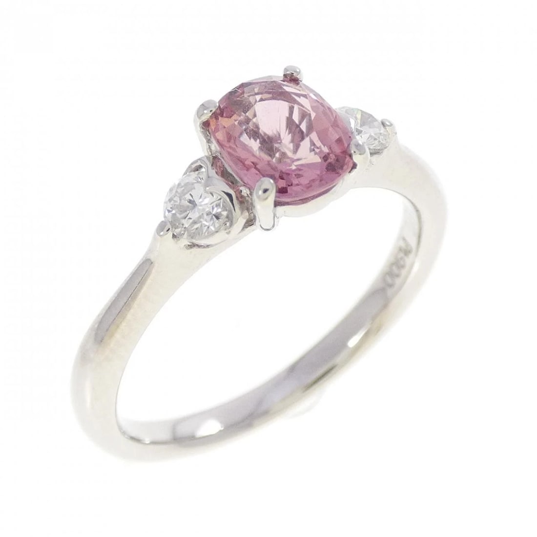 PT900 SAPPHIRE RING: PT900 Sapphire Ring Brand: Unbranded Type/Style: Sapphire Ring Material: PT900, Main Stone Sapphire Color: PT Size: US8 Accessories: None Accessories Notice: When purchasing pre-owned goods, please