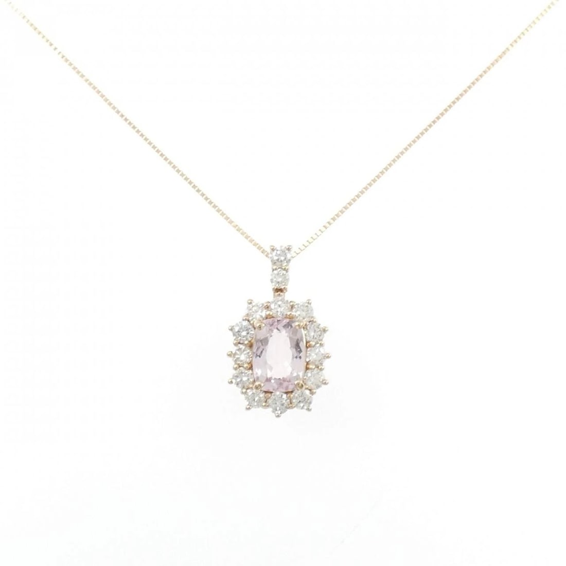 K18PG BERYL NECKLACE: K18PG Beryl Necklace Brand: Unbranded Type/Style: Beryl Necklace Material: K18PG, Main Stone Beryl Color: PG Size: Size Length 45cm Accessories: None Accessories Notice: When purchasing pre-owned