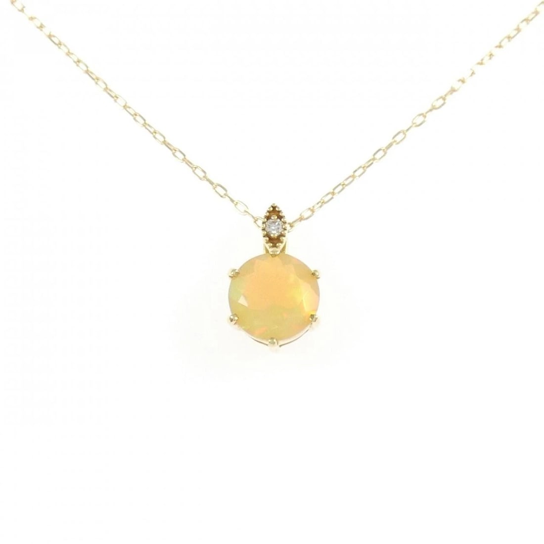 18K YELLOW GOLD OPAL NECKLACE: 18K Yellow Gold Opal Necklace Brand: Unbranded Type/Style: Opal Necklace Material: K18YG, Main Stone Opal Color: YG Size: Size Length 46cm Accessories: None Accessories Notice: When purcha