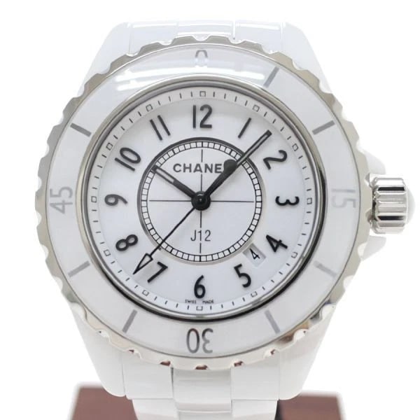 CHANEL WATCH J12 CERAMIC QUARTZ MOVEMENT WATCH: Chanel Watch J12 Ceramic Quartz Movement Watch Brand: CHANEL Type/Style: Wristwatch Material: Ceramic Color: WHITE/BLACK DIAL Size: Case size: 33mm Wrist size: 16.5cm Accessories: None Acc