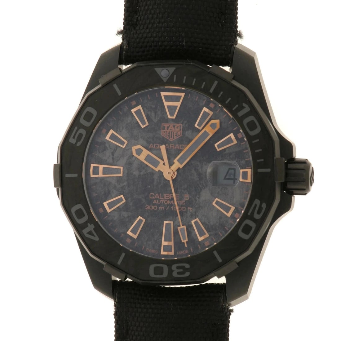 TAG HEUER WATCH AQUARACER CALIBRE 5 CARBON WATCH: Tag Heuer Watch Aquaracer Calibre 5 Carbon Watch Brand: TAG HEUER Type/Style: Wristwatch Material: Titanium Color: BLACK Size: Case size: 41mm Wrist size: Approx. 21.5cm Accessories: None Accessories