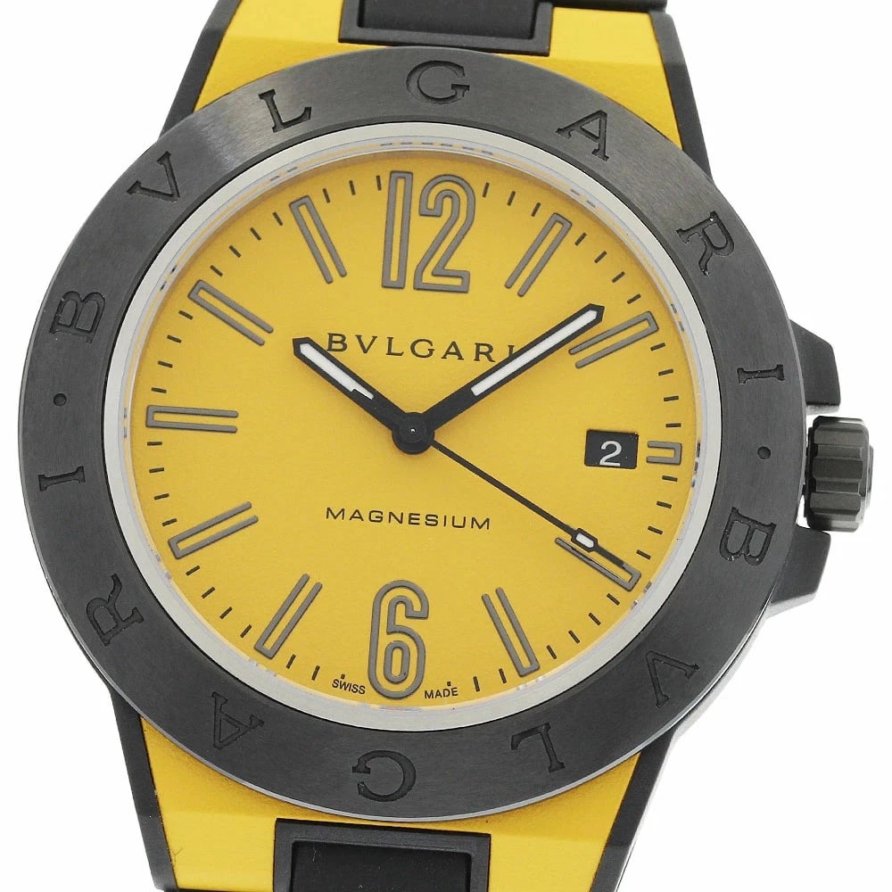 BVLGARI WATCH DIAGONO MAGNESIUM DATE WATCH: Bvlgari Watch Diagono Magnesium Date Watch Brand: BVLGARI Type/Style: Wristwatch Material: Ceramic/Magnesium Color: YELLOW DIAL Size: Case size: 41mm Wrist size: Approx. 20cm Accessories: None
