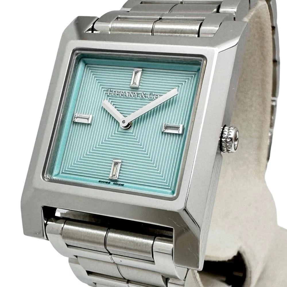TIFFANY&CO. WATCH MAKERS STAINLESTEEL QUARTZ WATCH: Tiffany&Co. Watch Makers Stainlesteel Quartz Watch Brand: TIFFANY&CO. Type/Style: Wristwatch Material: SS Color: BLUE DIAL Size: Case size: 22mm Wrist size: Approx. 15.5cm Accessories: None