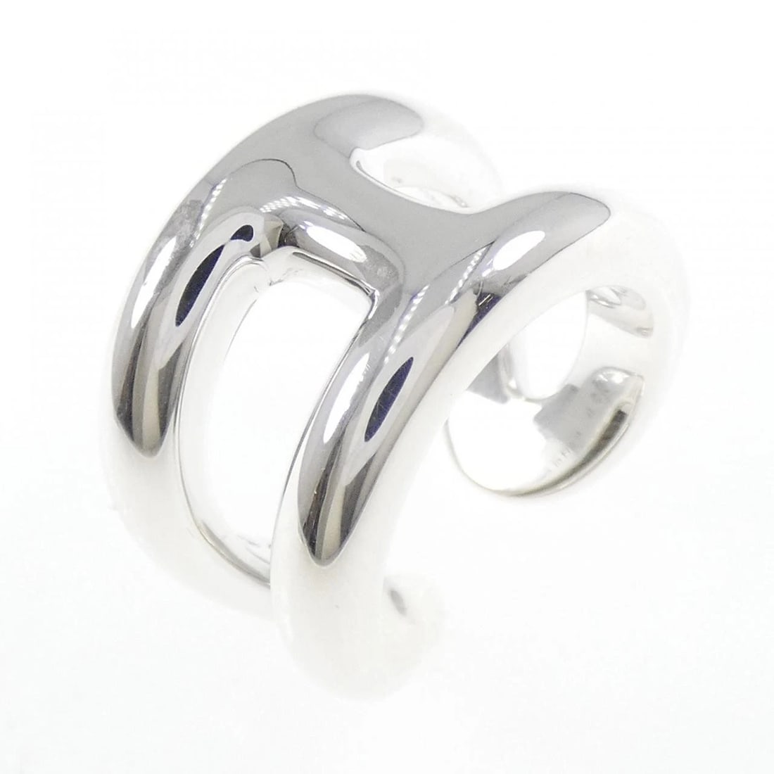 HERMES OSMOZ SMALL RING: Hermes Osmoz Small Ring Brand: HERMES Type/Style: Hermes Ring Material: 925Silver, Color: Silver Size: US4 1/2(48) Accessories: None Accessories Notice: When purchasing pre-owned goods, pl