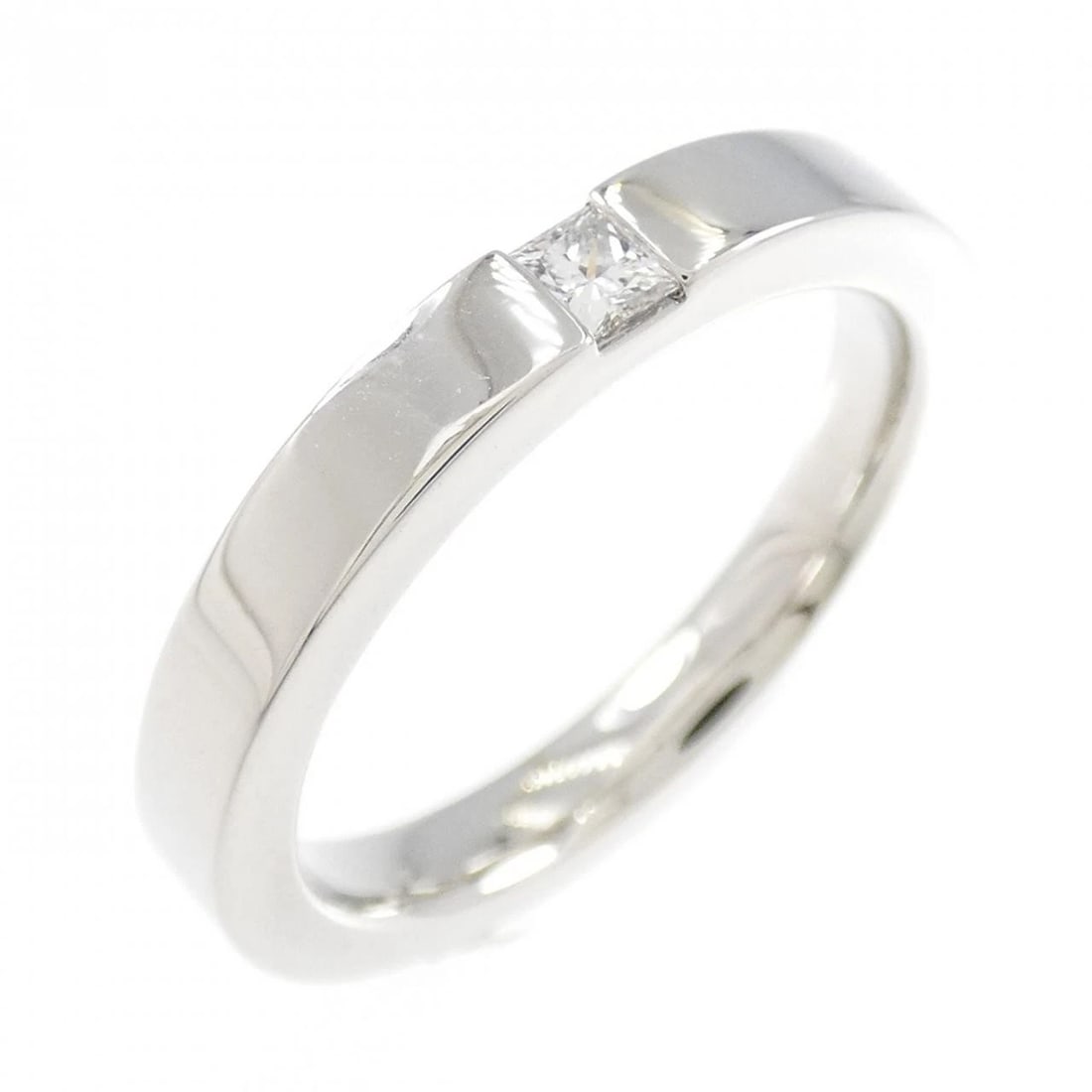 HARRY WINSTON PRINCESS CUT RING: Harry winston princess cut ring Brand: HARRY WINSTON Type/Style: Harry Winston Ring Material: Platinum950, Main Stone Natural Color: Platinum Size: US6 1/2 Accessories: None Accessories Notice: When