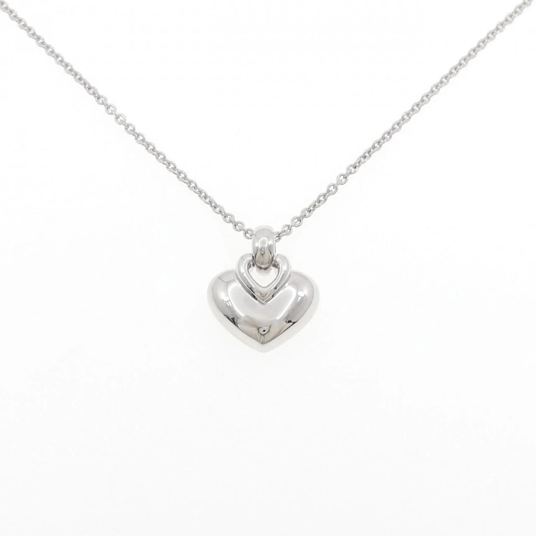 BVLGARI DOPPIO CUORE NECKLACE: Bvlgari Doppio Cuore Necklace Brand: BVLGARI Type/Style: Bulgari Necklace Material: 750 white gold, Color: white gold Size: 40cm Pendant length approx. x width approx.: 19.5mmx17.6mm Chain maximum