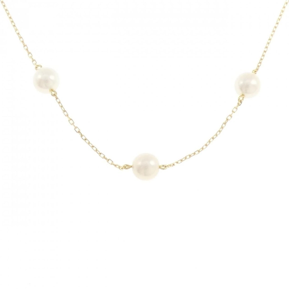 MIKIMOTO AKOYA PEARL NECKLACE: Mikimoto Akoya Pearl Necklace Brand: MIKIMOTO Type/Style: Mikimoto Necklace Material: K18 yellow gold, Color: Yellow Gold Size: 39-43cm Max width approx.: 6.5mm Chain maximum width approx.: 1.0mm