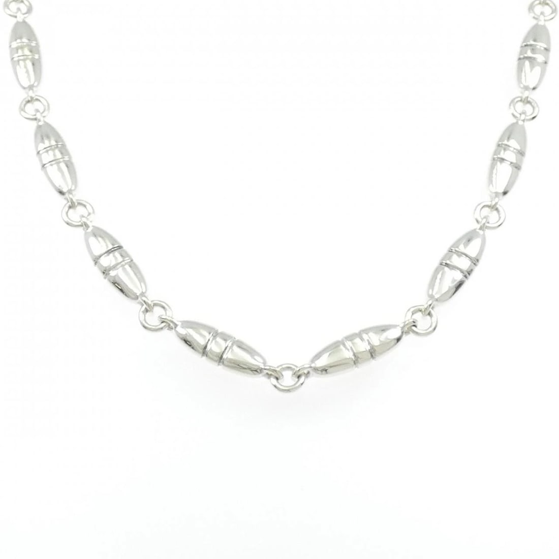 GEORG JENSEN 925 NECKLACE: Georg Jensen 925 Necklace Brand: Georg Jensen Type/Style: Georg Jensen Necklace Material: 925Silver, Color: Silver Size: 42cm Max width approx.: 5.7mm Accessories: None Accessories Notice: