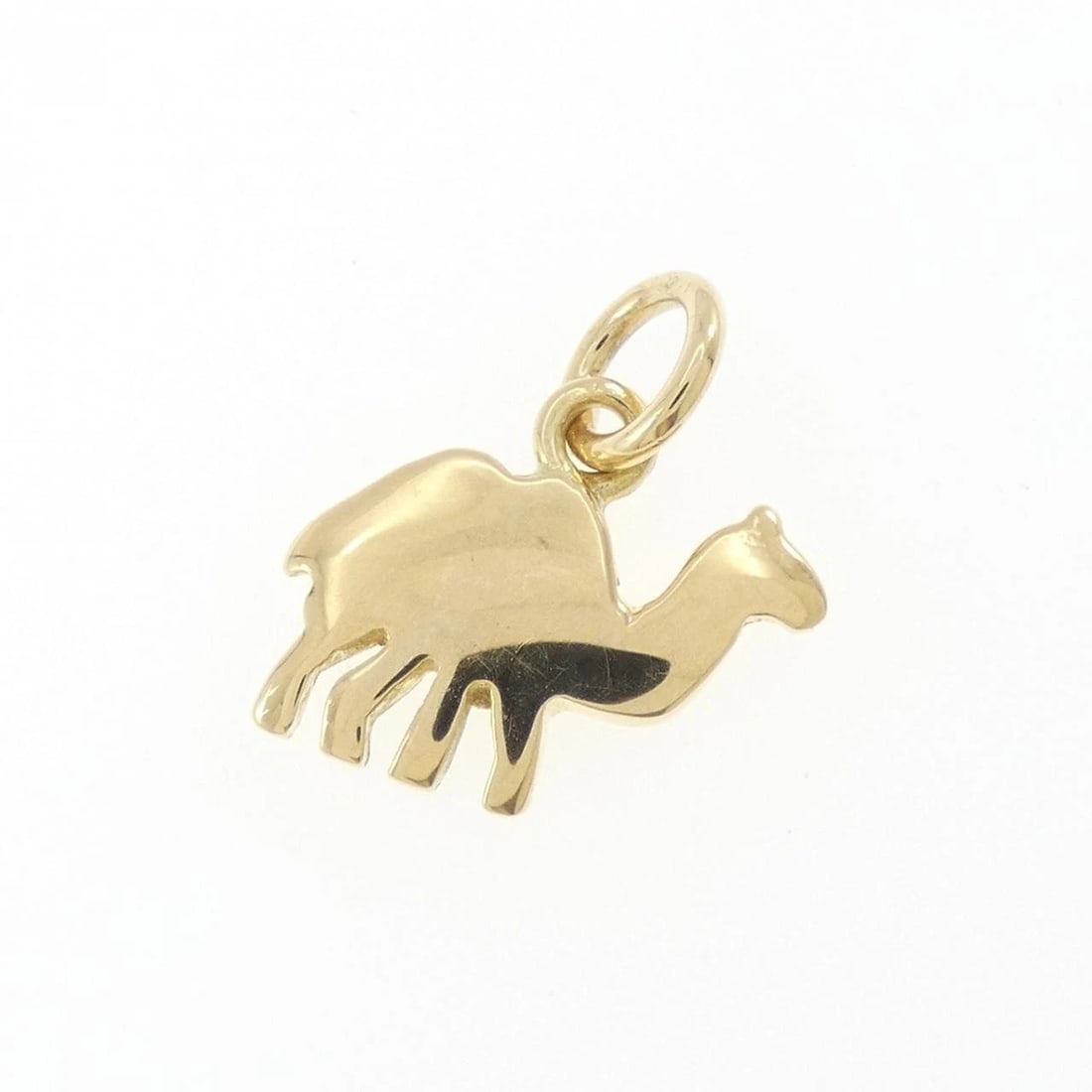 POMELLATO DODO PENDANT: Pomellato Dodo Pendant Brand: Pomellato Type/Style: Pomellato Pendant/Brooch Material: 750 yellow gold, Color: yellow gold Size: Approximate dimensions (height x width): 14.7cm x 13.1cm Accessories: