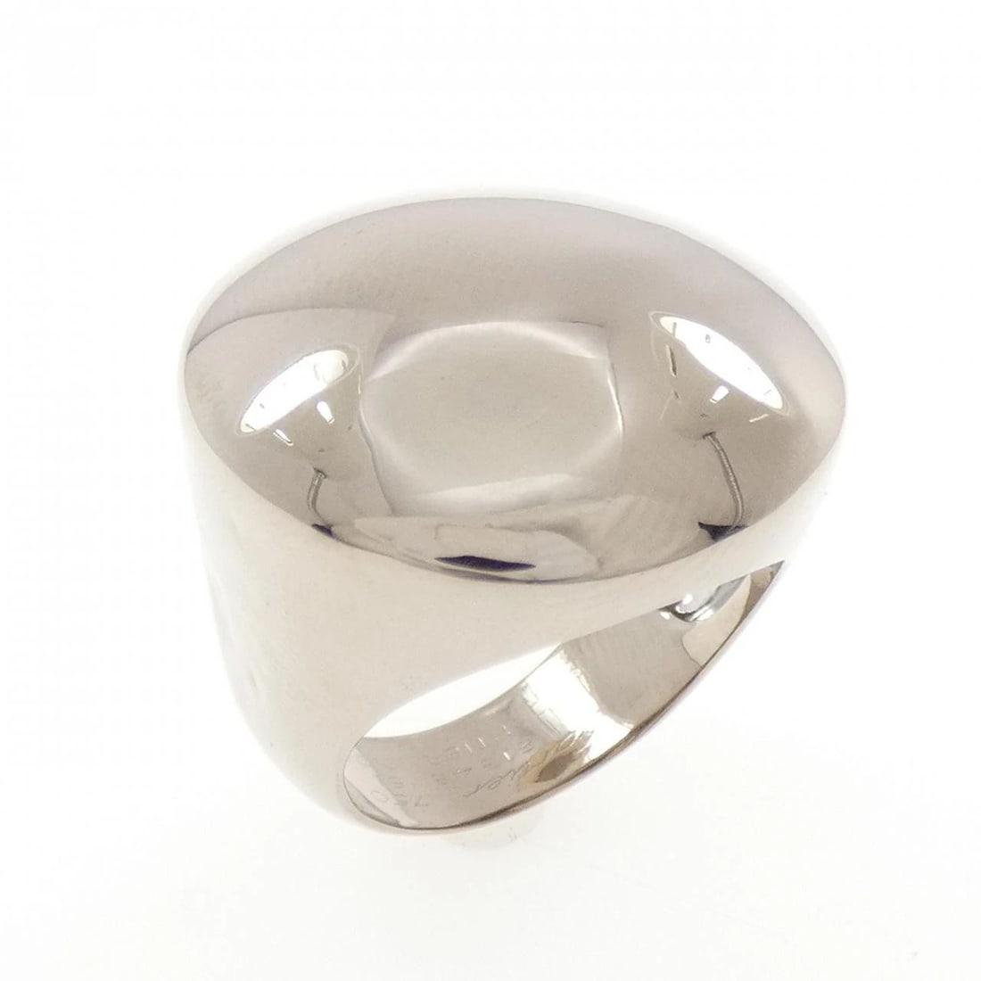 CARTIER NOUVELLE VAGUE RING: Cartier Nouvelle Vague Ring Brand: CARTIER Type/Style: Cartier Ring Material: 750 white gold, Color: white gold Size: US5 3/4(51) Accessories: None Accessories Notice: When purchasing pre-owned