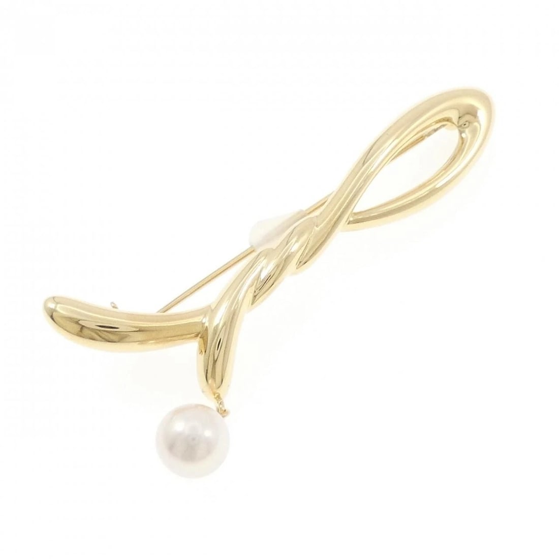 MIKIMOTO AKOYA PEARL BROOCH: Mikimoto Akoya Pearl Brooch Brand: MIKIMOTO Type/Style: MIKIMOTO Pendant/Brooch Material: K18 yellow gold, Color: yellow gold Size: Approximate dimensions (height x width): 54.0mm x 22.7mm
