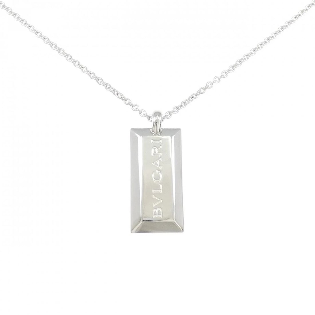 BULGARI INGOT NECKLACE: Bulgari Ingot Necklace Brand: BVLGARI Type/Style: Bulgari Necklace Material: 750 white gold, Color: white gold Size: 40cm Pendant length approx. x width approx.: 30.2mmx12.8mm Chain maximum width