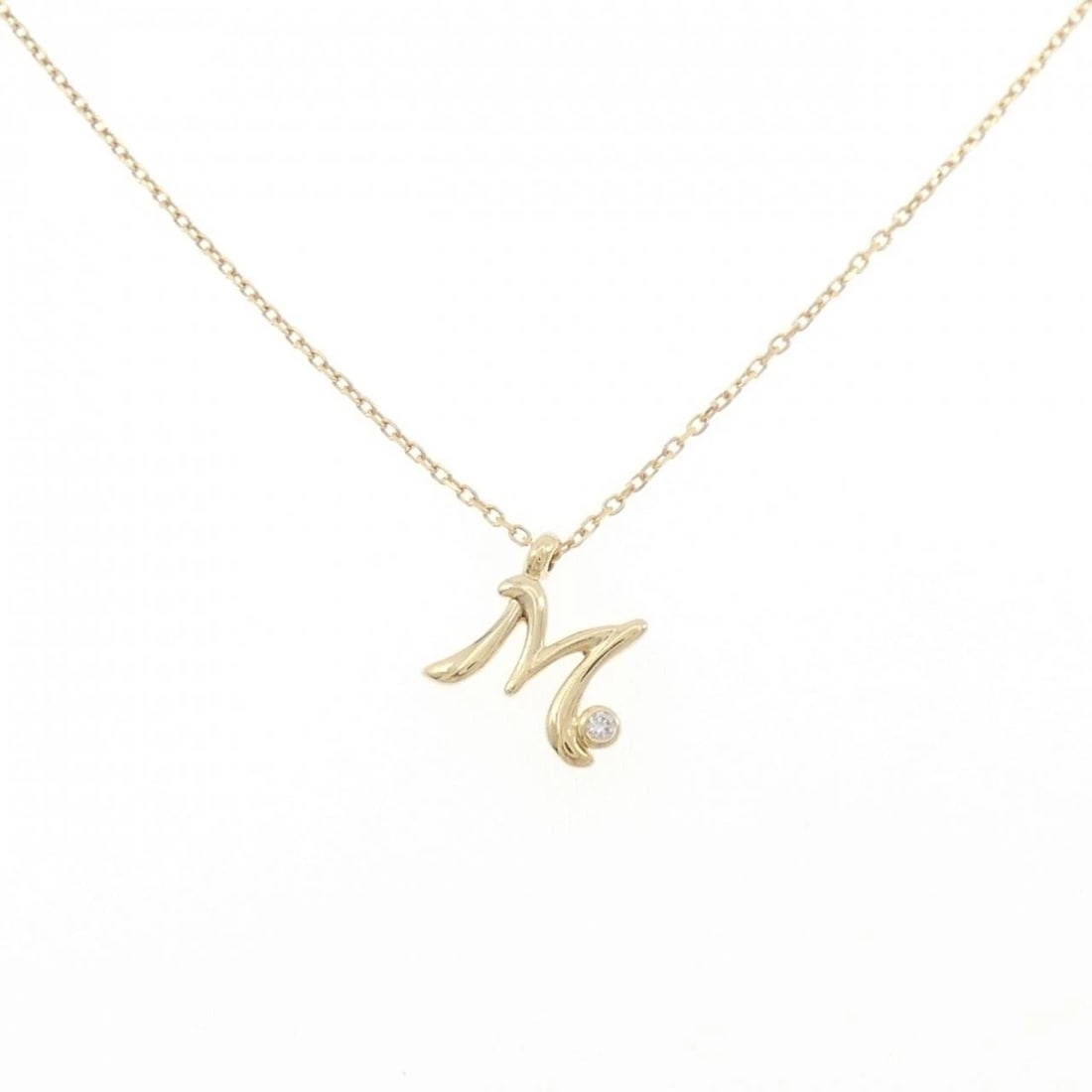 PONTE VECCHIO INITIAL NECKLACE: Ponte Vecchio Initial Necklace Brand: Ponte Vecchio Type/Style: Ponte Vecchio Necklace Material: K18 yellow gold, Color: yellow gold Size: 36?40cm Pendant length approx. x width approx.: